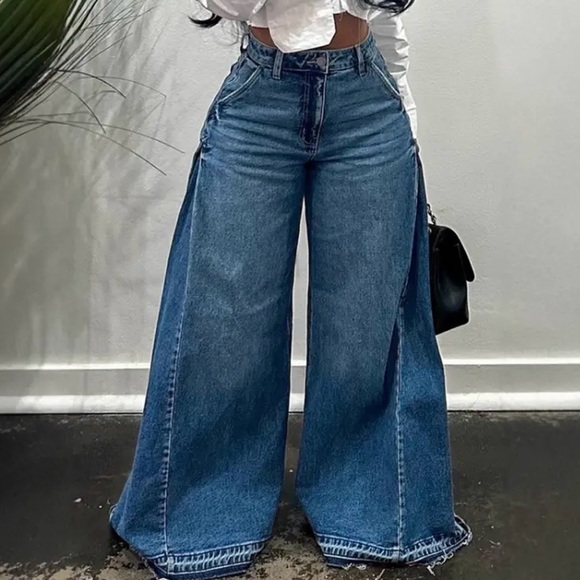 Denim - Wide Leg High-Waist Blue Jeans for Women